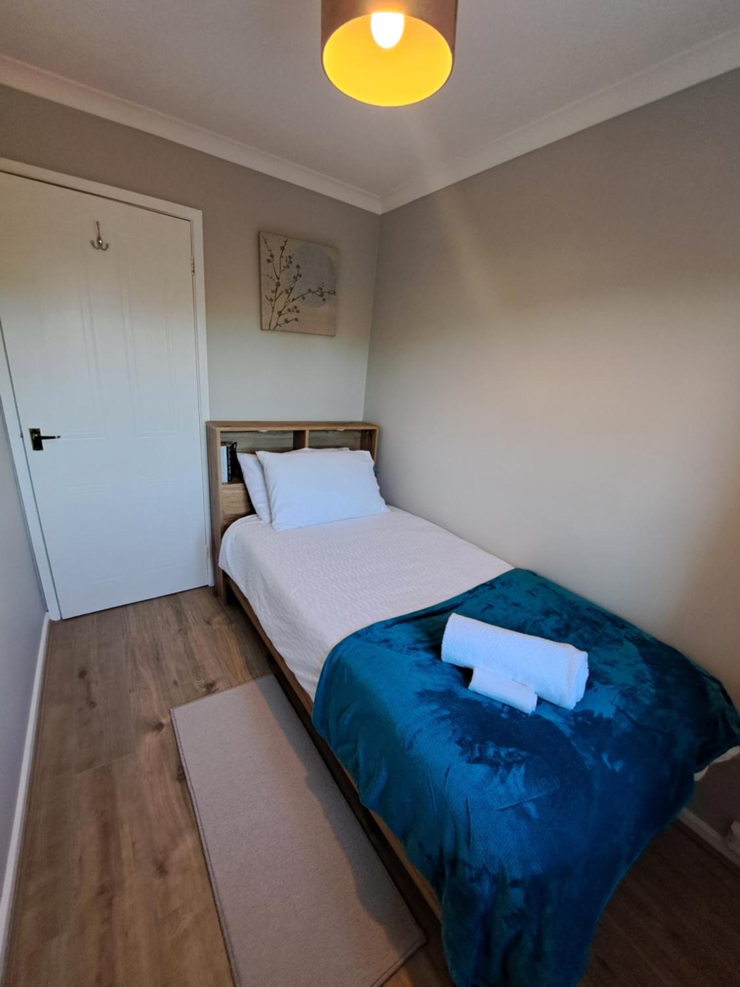 Modern Living In Hull Villa Kingston upon Hull Bagian luar foto
